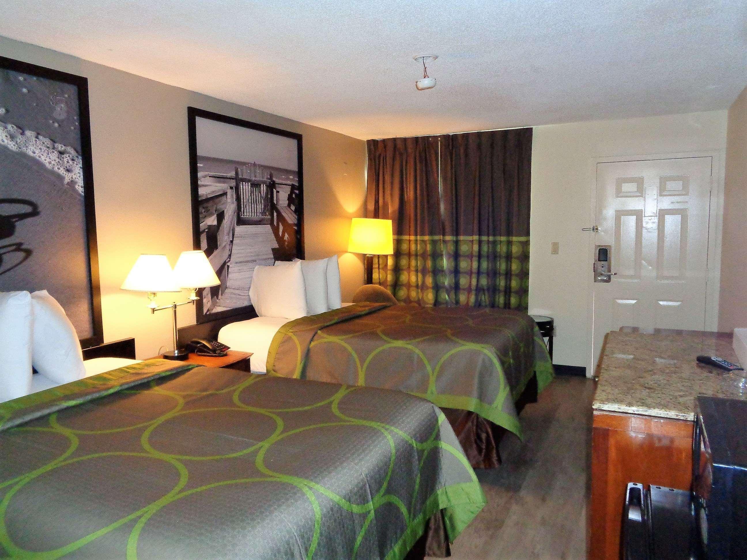 Motel Super 8 By Wyndham Gulfport Biloxi Airport Exterior foto